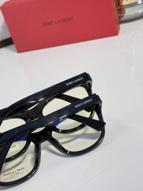 Picture of Saint Laurent Sunglasses _SKUfw77816369fw